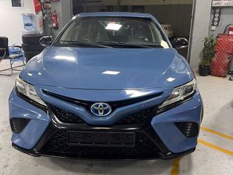 used toyota camry 2.5l le hybrid (212 hp) 2019