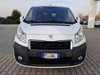 auto usata 2.0 hdi dangel 4x4 9 posti