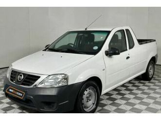 2021 nissan np200 1.6 a/c safety pack