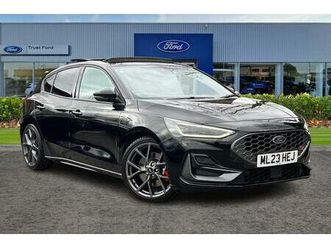 2023 - 2.3 ecoboost st 5dr auto panoramic sunroof, heated seats & steering wheel,