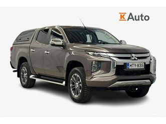 double cab 2,2 di-d intense at 2-paikkainen