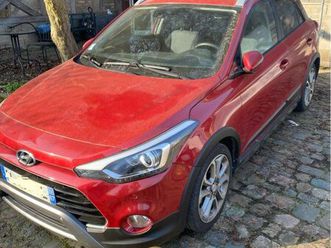 vends hyundai i20 active