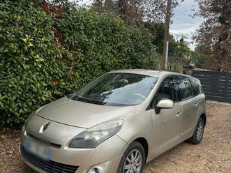 grand scénic 1.9 dci 7 places