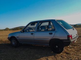 peugeot 205 junior – 1992