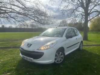 206+ société 2 places 1.4 hdi pack clim/regulateur/carnet complet