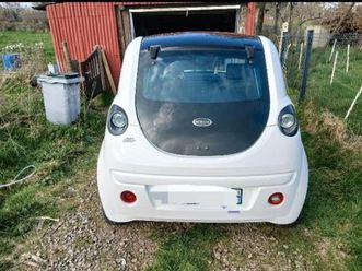 vends microcar due
