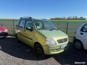 opel agila 1.2 essence 16v 75ch 05/2001 ct-6mois, révision complet fait, pneus neuf, baterie neuf, moteur a chaîne de distribution, kit d’embrayage en bon état.