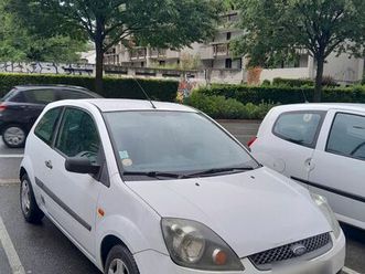 ford fiesta diesel utilitaire 3p