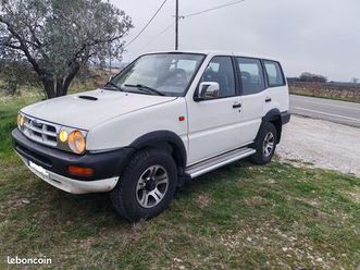 ford maverick idem terrano 2,7l tdi 125ch long