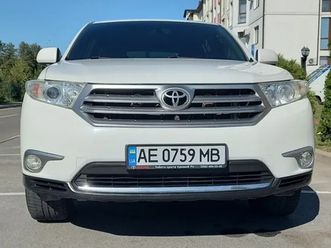 toyota highlander 2011