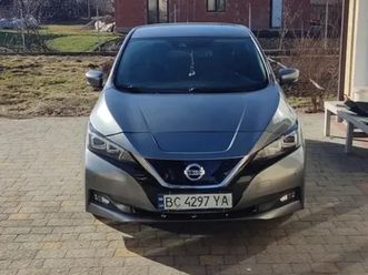 nissan leaf 2019