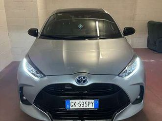 yaris iv 2020 1.5h lounge