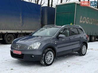 nissan qashqai+2 2010