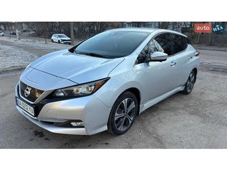 nissan leaf 2018