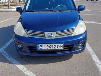 nissan tiida 2008