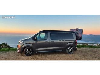 van aménagé d’origine - toit relevable - toyota crosscamp