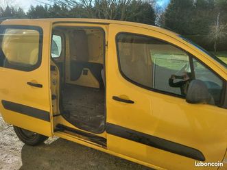 véhicule utilitaire