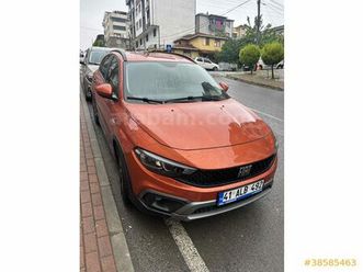 sahibinden fiat egea cross 1.4 fire urban 2022 model kocaeli 52.000 km turuncu - 38585463 | arabam.com