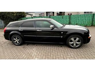 chrysler 300c touring 3.0 crd autom. -