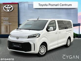 toyota proace verso 2.0 d4-d long business