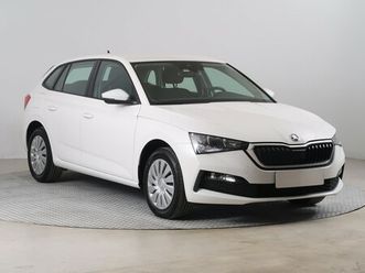 skoda scala active 1.0 tsi serv.kniha