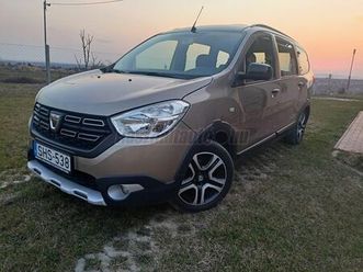dacia lodgy 1.5 blue dci 15th celebration (7 személyes )