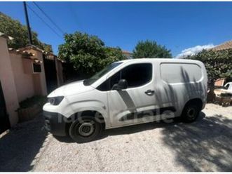 ii (3) 1.6 bluehdi 100 active