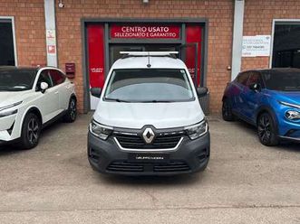 1.5 blue dci 95 authentic autocarro iva esclusa