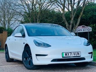 standard range plus auto rwd 4dr