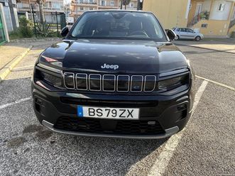 jeep avenger summit agosto/23