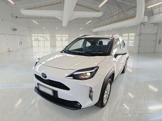 toyota yaris cross 1.5h 92 cv e-cvt active suv