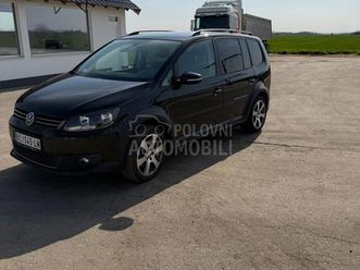 volkswagen touran dsg cross