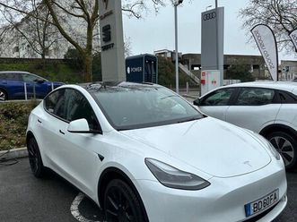 tesla model y long range dual motor awd janeiro/23