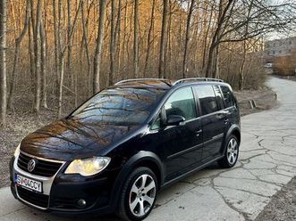 vw touran cross tour-2.0 tdi-170 cai suceava