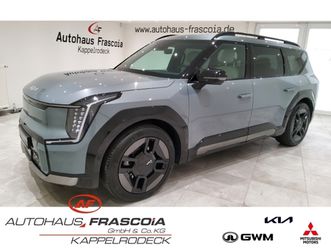 gt-line launch edition 4wd navi acc 7-sitzer 360grad kam. ahk abn. apple carplay android