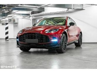 aston martin dbx707