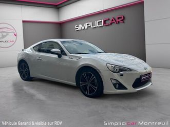 toyota gt86 2.0 litres fa20 200 ch française suivi complet blanc nacré garantie 12 mois