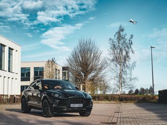 aston martin dbx
