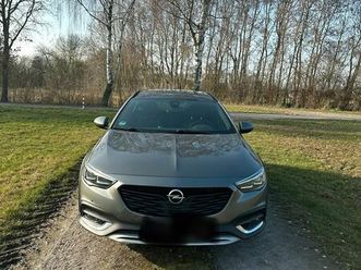 opel insignia b country tourer
