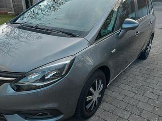opel zafira tourer