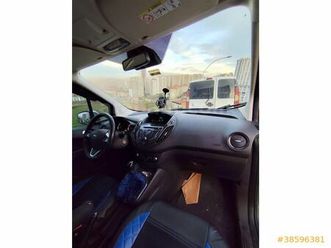 sahibinden ford tourneo courier 1.6 tdci titanium 2016 model i̇stanbul 235.000 km gri - 38596381 | arabam.com