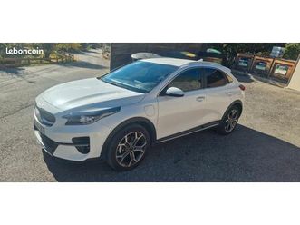 vds kia xceed hybride rechargeable en trés bon état
