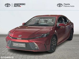 toyota camry 2.5 hybrid dynamic force executive e-cvt