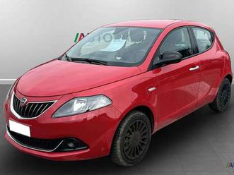 ypsilon iii 2021 1.0 firefly hybrid silver s