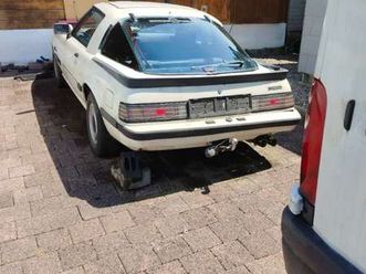 mazda rx-7 der mazda rx-7 des baujahrs 1984 (modellcode sa/fb