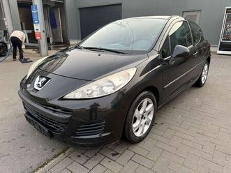 peugeot 207 207 1.4i active garantie 1 an/jaar
