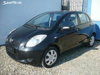 toyota yaris 1.0i 51kw klimatizace