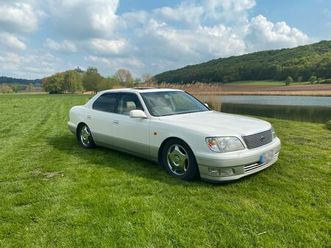 toyota celsior / lexus ls400