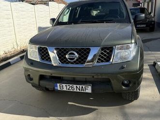 vand nissan pathfinder 4x4 7 locuri fundeni