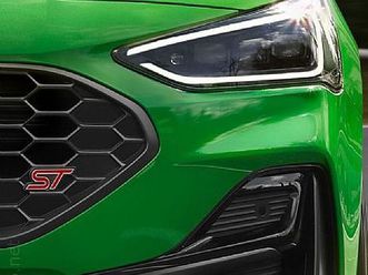 ford focus 2.3 ecoboost 206kw ročni m. st